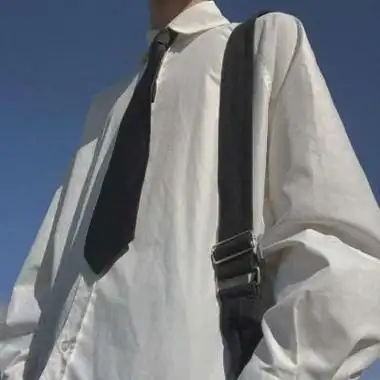 高清帅气的男生上半身无头头像图片