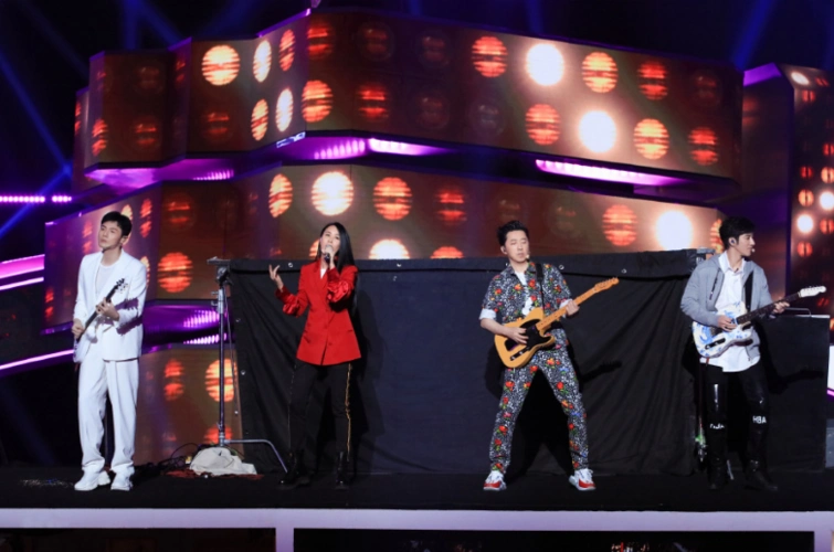 而转眼间《中国好声音》就已经举办了六季了,接下来就要开始打造第七