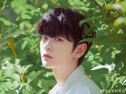 刘梦主题曲直拍