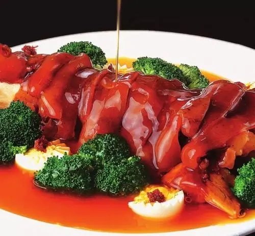 酒楼旺销招牌菜值得围观