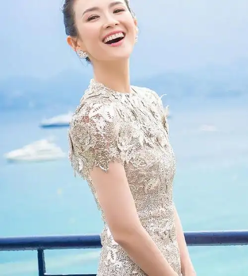 章子怡高跟鞋神器曝光喜欢穿高跟鞋凹造型的小仙女大概要买买买了