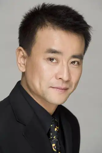 明星全接触 正文  有人说,娱乐圈中的男人比女人更吃香,因为男演员的