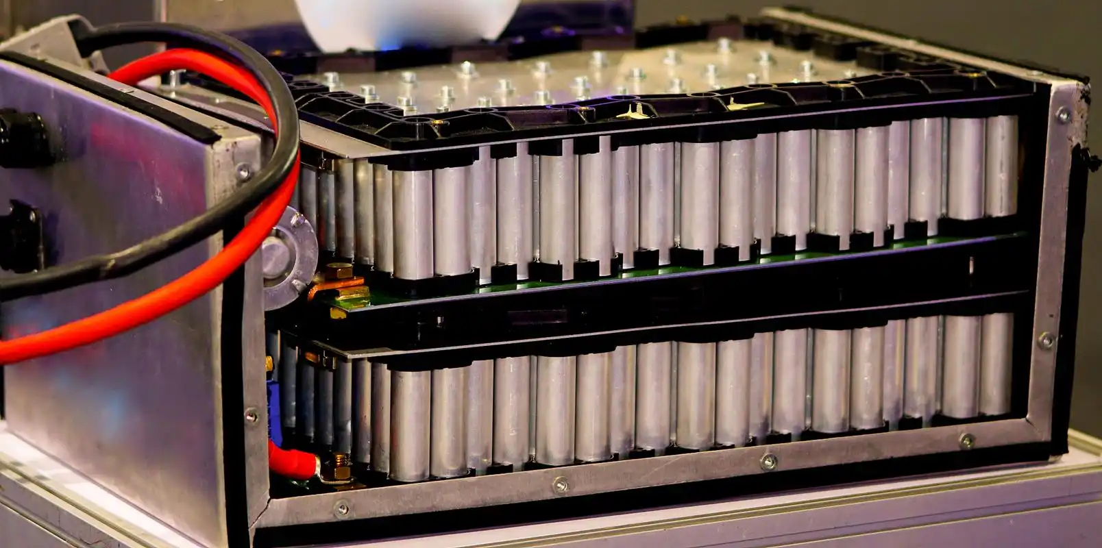 磷酸铁锂低温环境下充放电是否会损害电池?