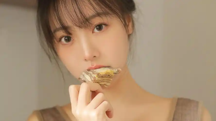 甜美可人邻家少女写真-美女壁纸 - 壁纸家