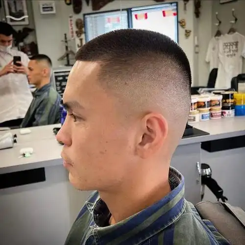 这三种男士发型真不孬,清爽有型好打理,想不帅都难|圆寸头|烫发|头型