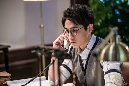 朱一龙新剧《镇魂》今日开播 一人分饰三角360度还原