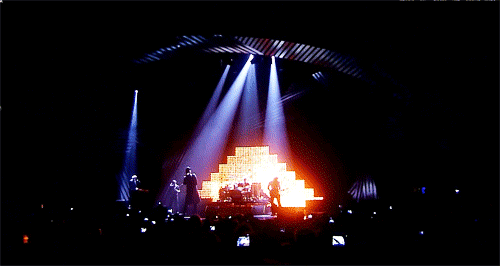 唱歌gif演出gif演唱会gif音乐gif