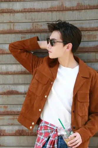 【锁屏壁纸】杨洋 再看一次还是帅得不要不要