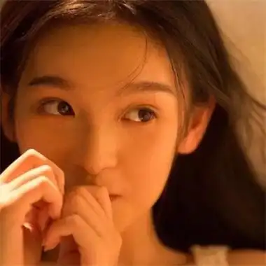 美女头像冷酷帅气真人真人美女头像真实自然图片大全