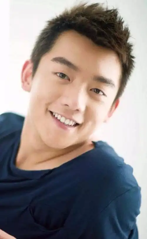 拯救男友形象危机:如何远离油腻中年,做回清爽明朗的那个少年_手机搜