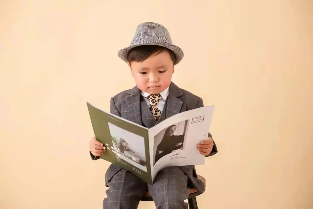 今天发几张儿子的照片臭小子马上也要过生日了