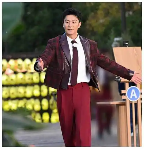 跑男新一季录制时间公布八大常驻阵容确定angelababy被抛弃