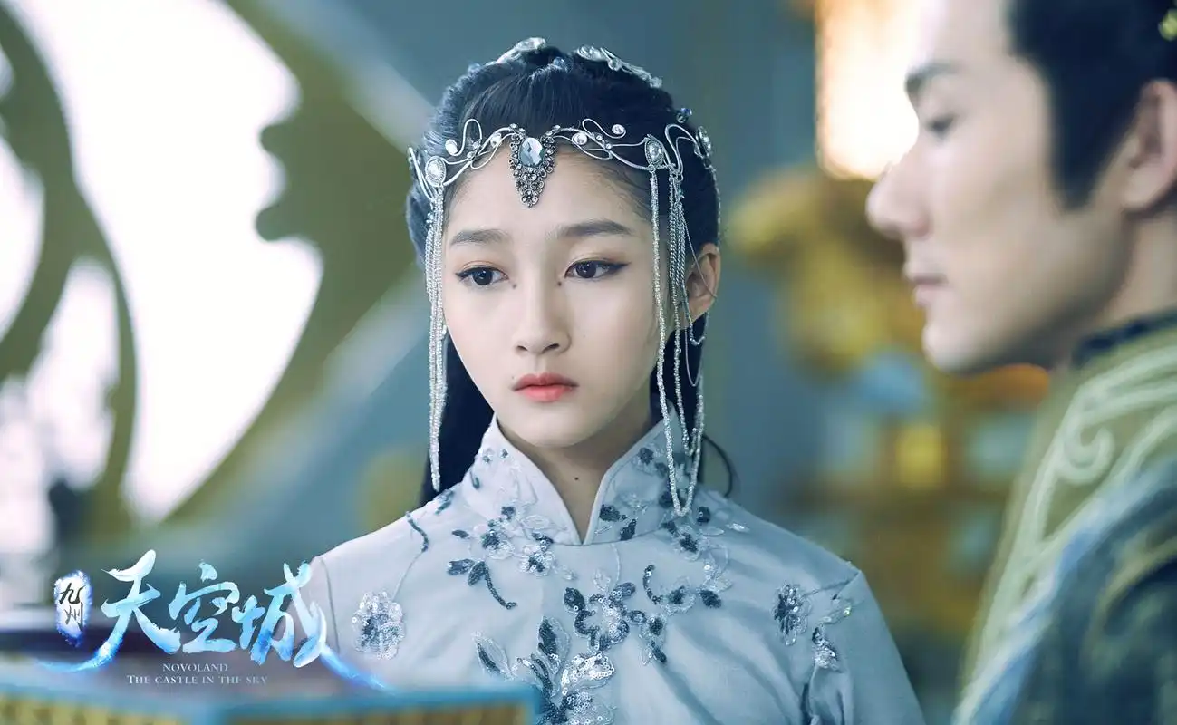 继《九州·天空城》之后,鞠婧祎又1部古装剧来袭,造型惊艳众人