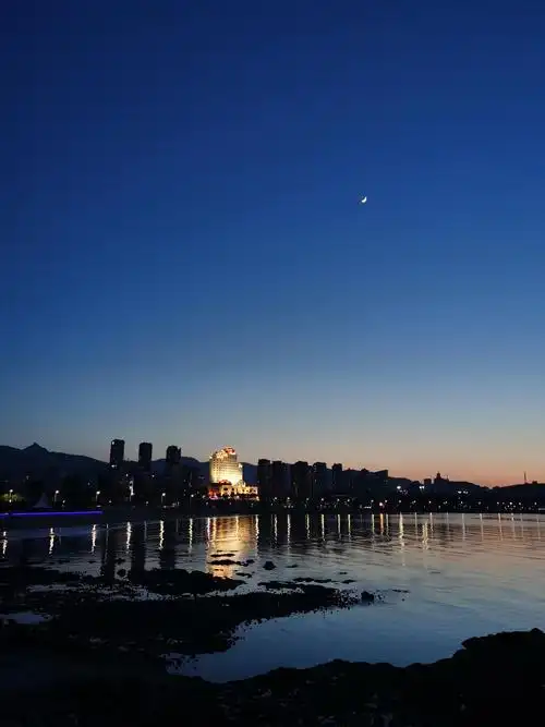 海边的夜晚
