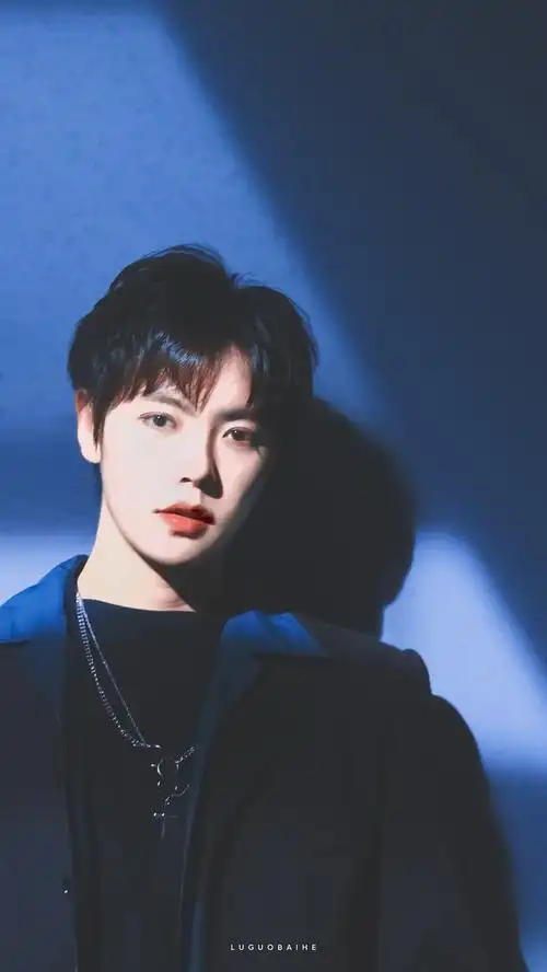 演员肖宇梁专楼60