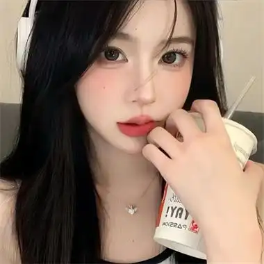 活力满满的高清女生头像 很受欢迎的小众女生头像