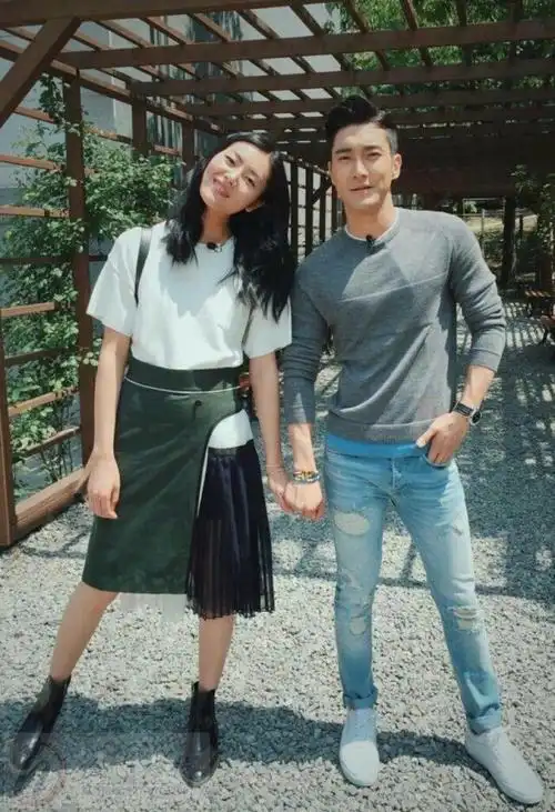 互动滑屏崔始源刘雯在一起了吗崔就是想走肾他就是看中大表姐身材