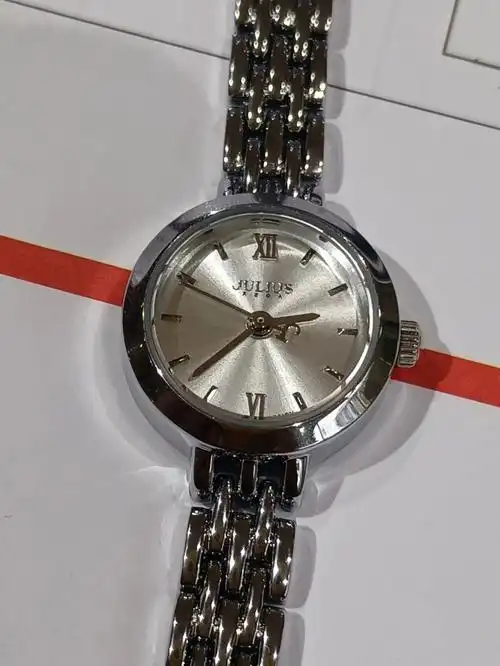 聚利时的手表真好看啊