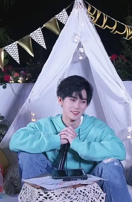 张真源如果你来问我什么是春天我想我很有发言权