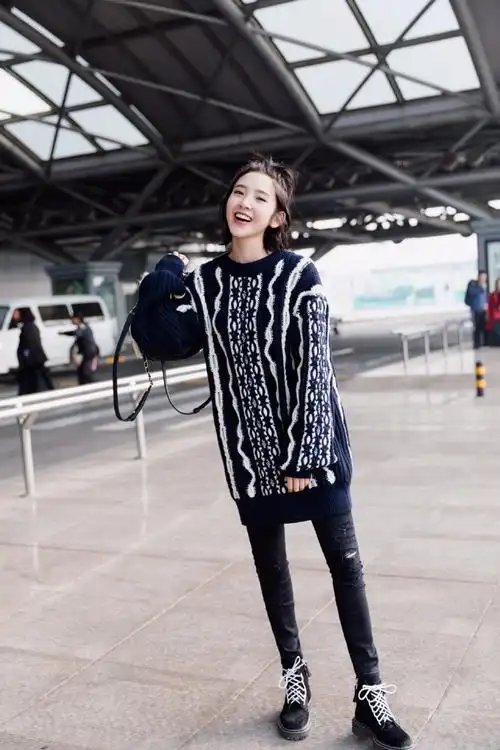 女星唐艺昕最新机场街拍_星看点_明星_模特中国