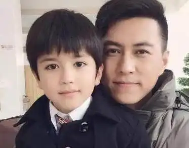 靳东和儿子靳鹰