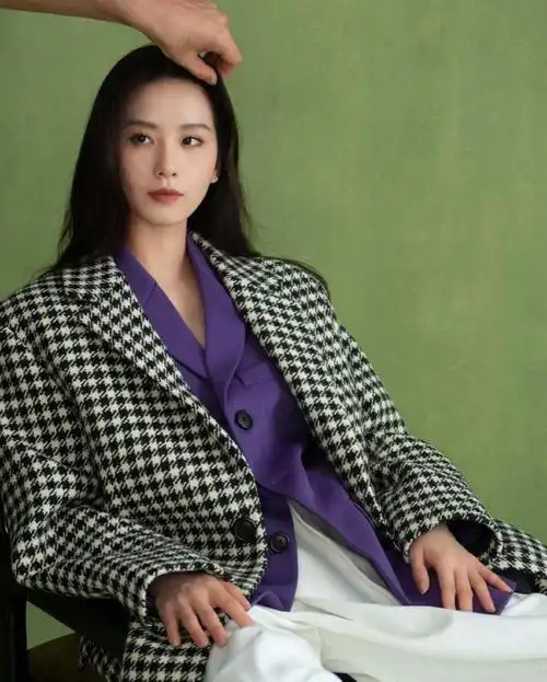 衣着宽松双颊凹陷, 粉丝心疼, 请好好吃饭|衬衫|西装|内搭|吴奇隆