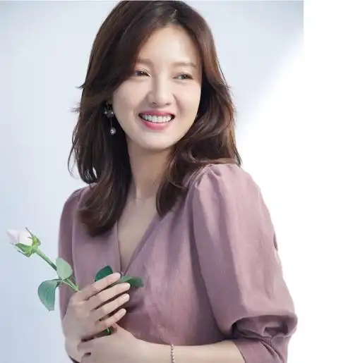 著名演员傅晶:长得漂亮戏也好,为人低调不争不抢,追求简单生活_角色