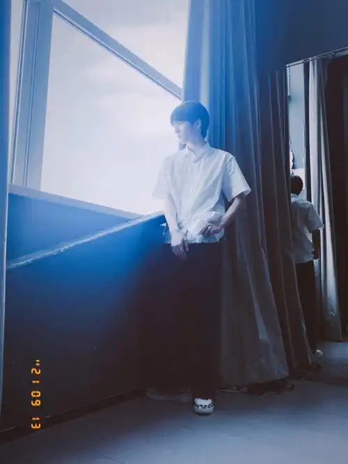 见到你很开心刘耀文小朋友要一直相信魔法和英雄,也要相信他一直是