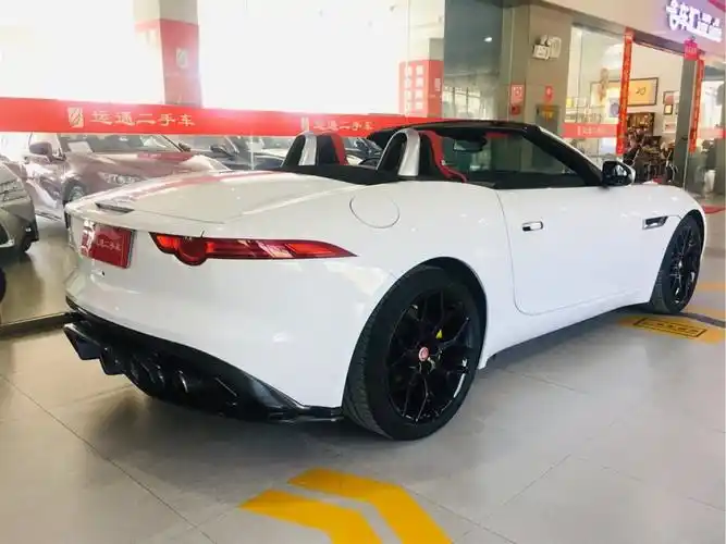 【昆明】2017年04月 捷豹f-type 2016款 3.0t 敞篷版 自动档