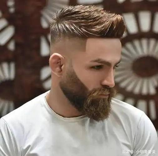 2020夏季发型帅翻了,当下流行的欧美风的男士,都这样剪!