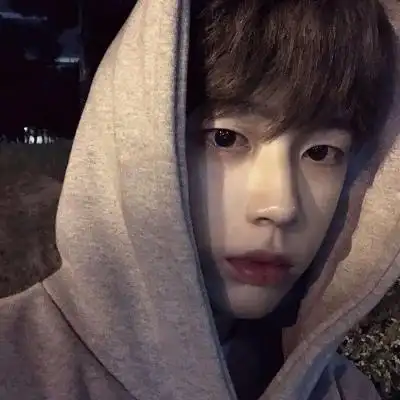 男生阳光帅气的文艺超帅头像大图