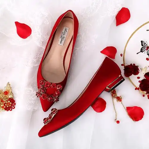 新娘鞋婚鞋女结婚鞋子酒红色中式礼服秀禾水晶鞋孕妇伴娘平底单鞋