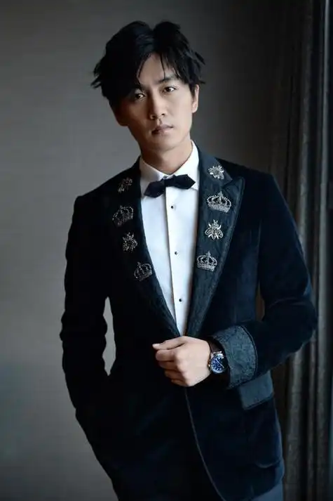 85后的男明星谁最帅?颜值与演技俱佳?是陈晓?还是任嘉伦?