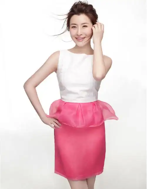 王雅捷不这么认为,她一开始就给自己定位很清楚,她说一位优秀的演员是