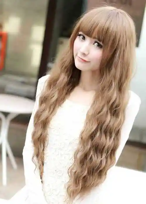 最新的烟花烫发型图片大全