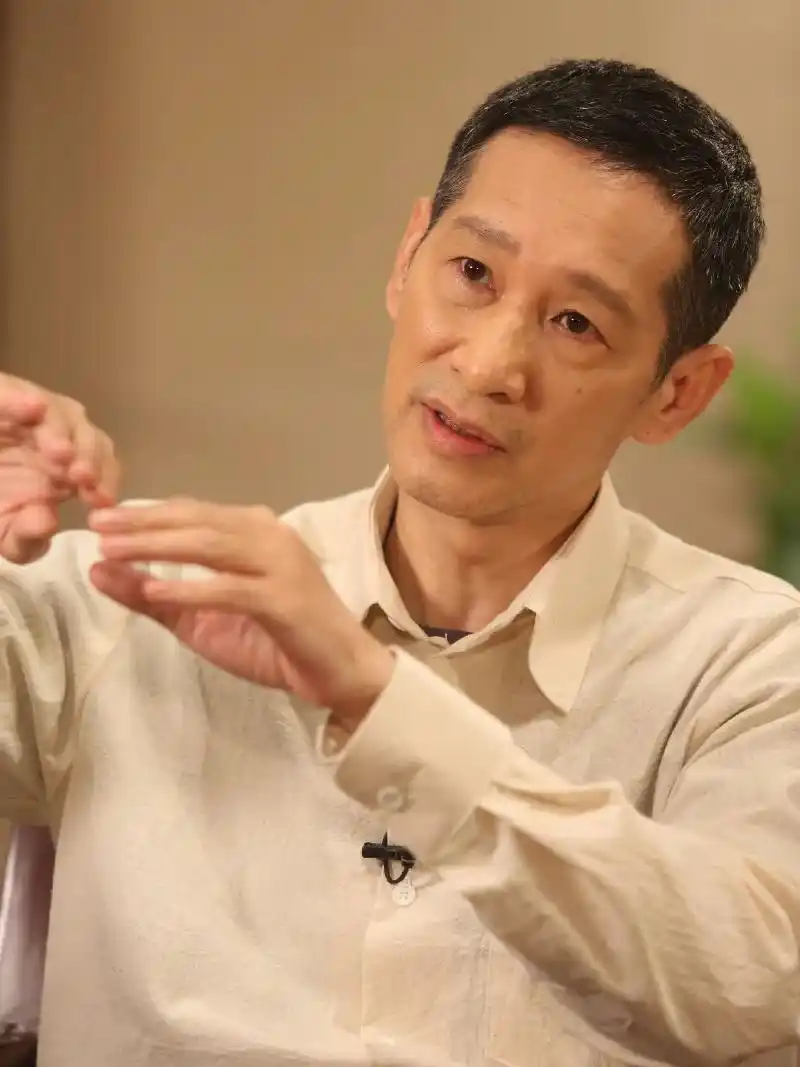 多年积淀厚积薄发遇见金牌绿叶王劲松