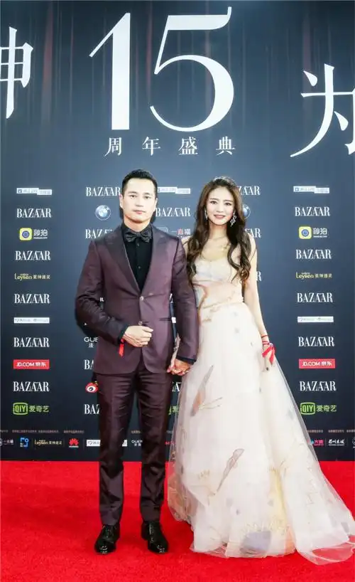 安以轩老公陈荣炼现实版霸道总裁 四百余万助力慈善