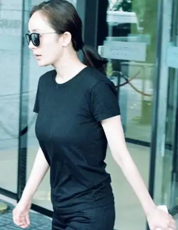 【图】杨幂胸部图片曝光 大秀身材好到爆