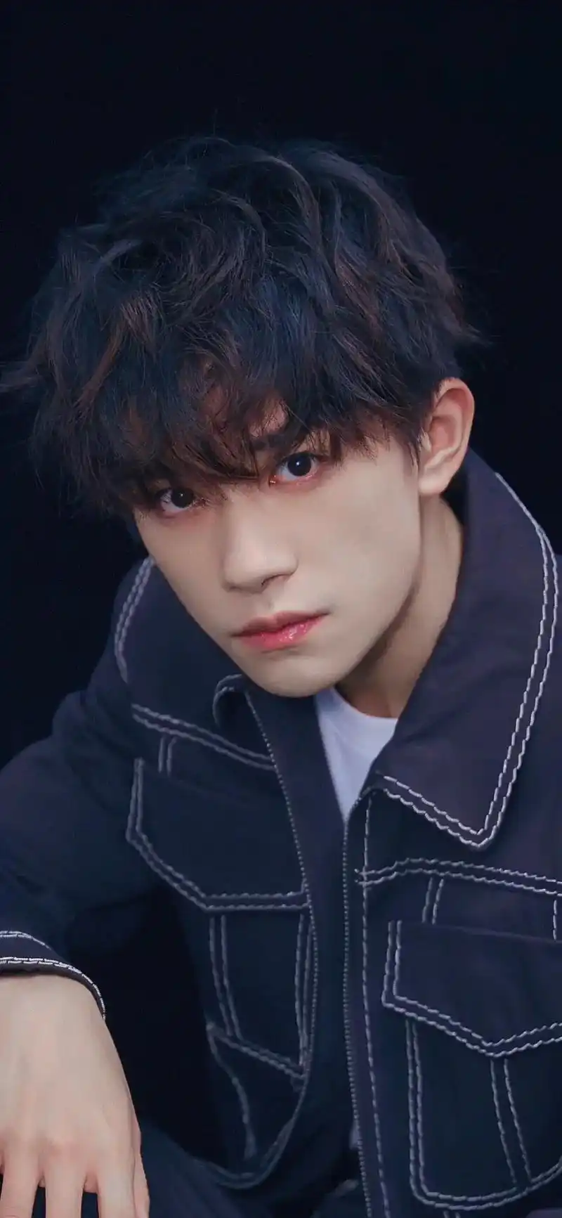 易烊千玺壁纸 我喜欢的这个人