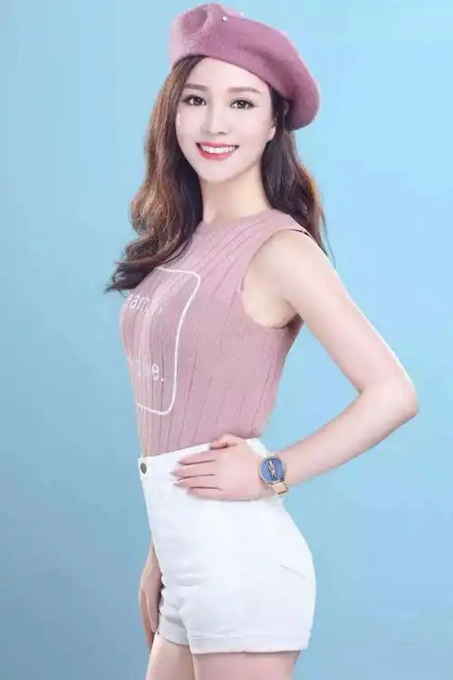 有没有什么软件,类似于小影可以做视频的我想为我喜欢的偶像张可儿做