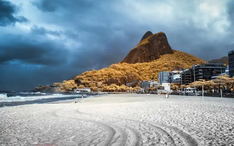 69  自然风景 69  海滩山建筑高清壁纸1920x1080分辨率查看