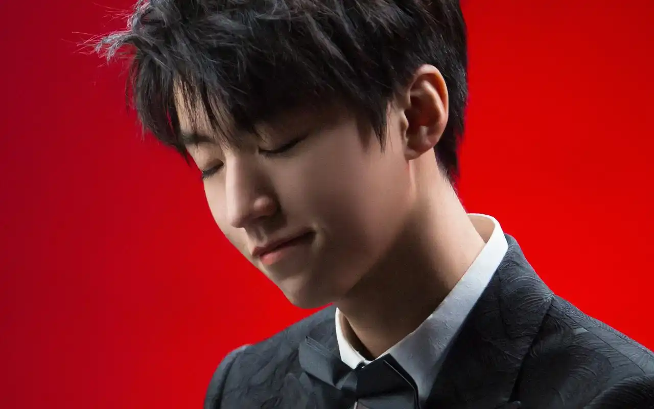 tfboys王俊凯帅气写真图片桌面壁纸