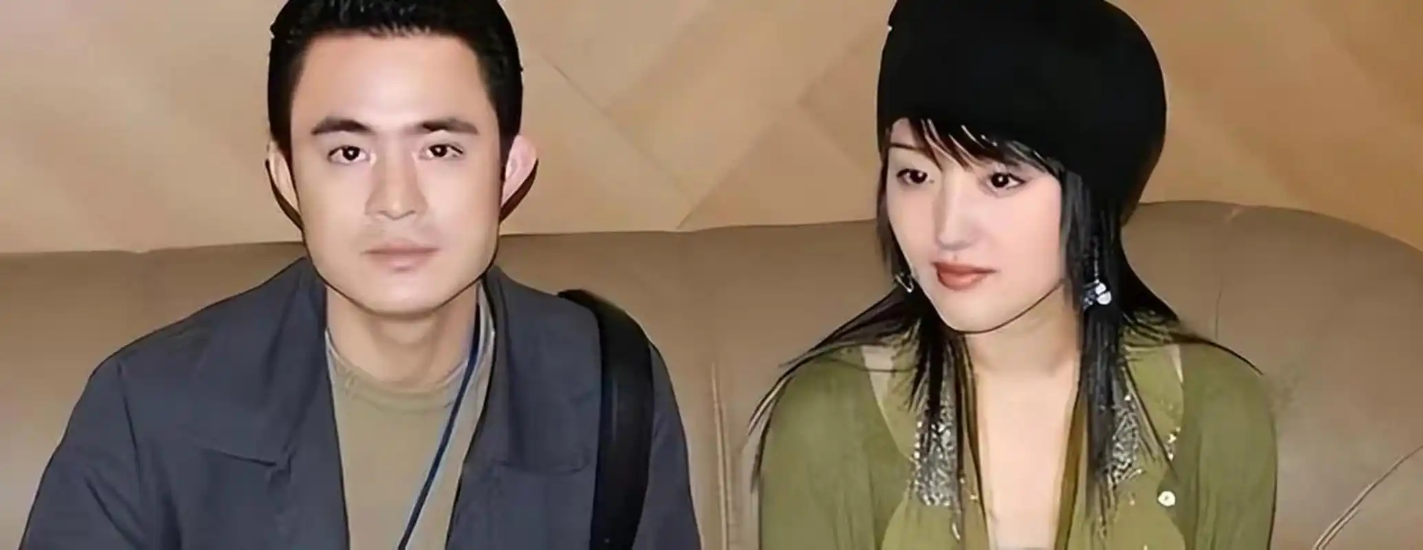 有细心的网友发现,赖文峰现在的妻子眉眼之间跟他的旧爱杨钰莹非常