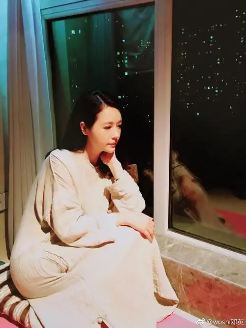 邓英ying deng的图片