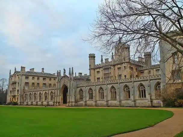 剑桥大学格顿学院girtoncollegecambridge怎么样