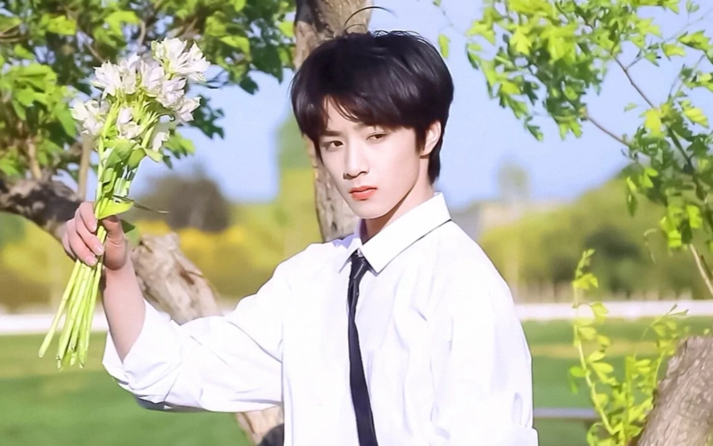 【刘耀文】超绝少年气人间电梯安利向love yourself超帅混剪_哔哩