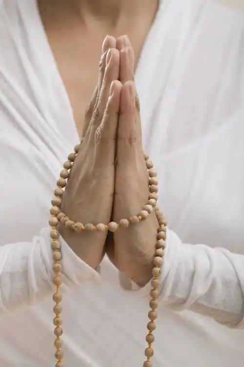 休闲装,虔诚,衣服,祈祷,双手合十,休闲,手部,休闲服,服饰,感谢,合掌