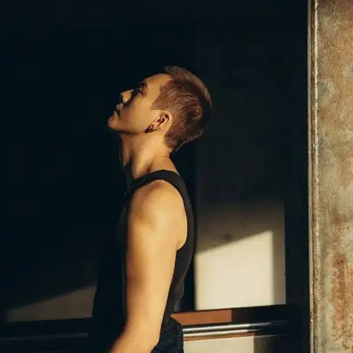 帅气陈伟霆霆霆霆霆头像