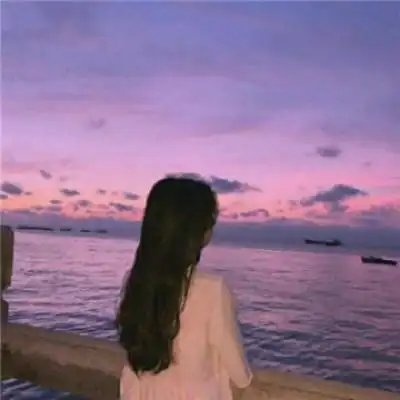 海边背影女生头像 一个人在海边的背影头像