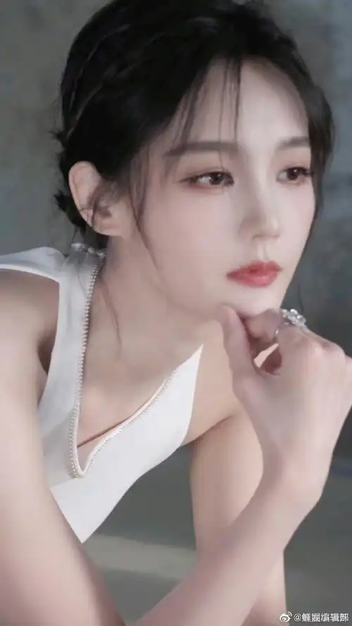 李一桐本名叫李雪